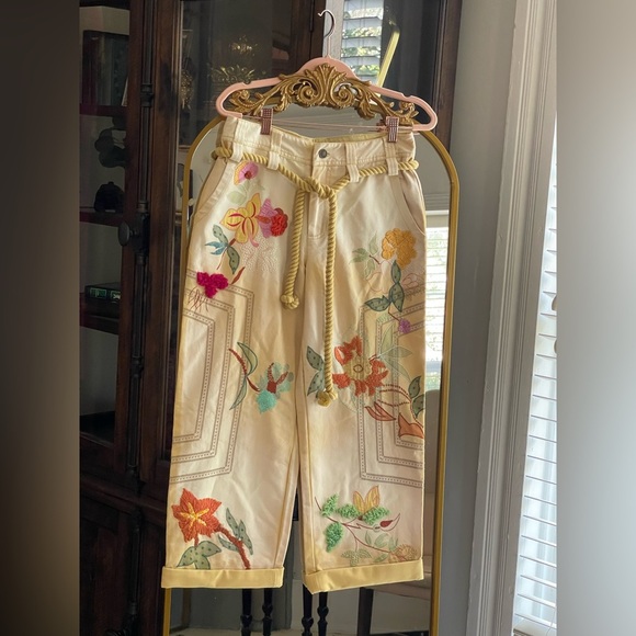 Free People We The Free NWOT Floral Electric Sands Embroidered Cropped Pants - Picture 2 of 16
